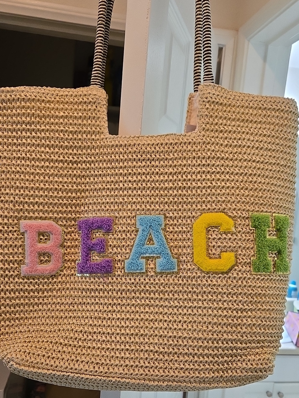 Woven Straw Tote Bag with Multicolor 'BEACH' Appliqué - Cream Nwt